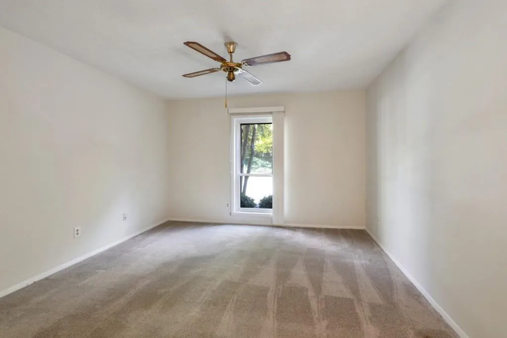 507 Woodcliff Drive Unit 507, Sandy Springs, Georgia 30350, 2 Bedrooms Bedrooms, ,1 BathroomBathrooms,Residential,Sold,507 Woodcliff Drive Unit 507,6969343