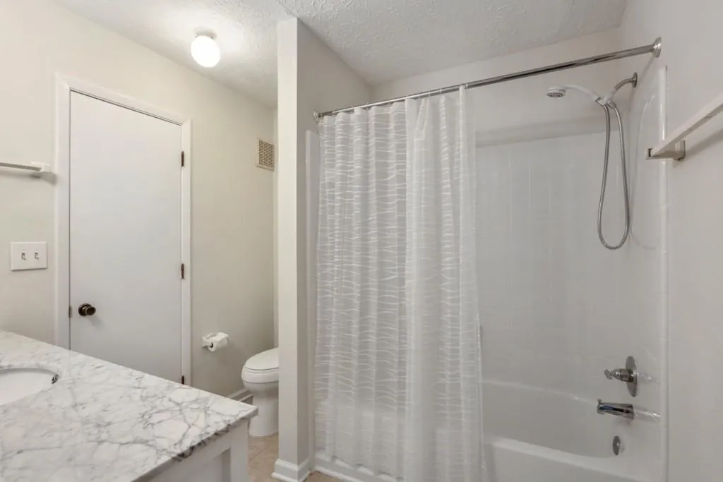 507 Woodcliff Drive Unit 507, Sandy Springs, Georgia 30350, 2 Bedrooms Bedrooms, ,1 BathroomBathrooms,Residential,Sold,507 Woodcliff Drive Unit 507,6969343