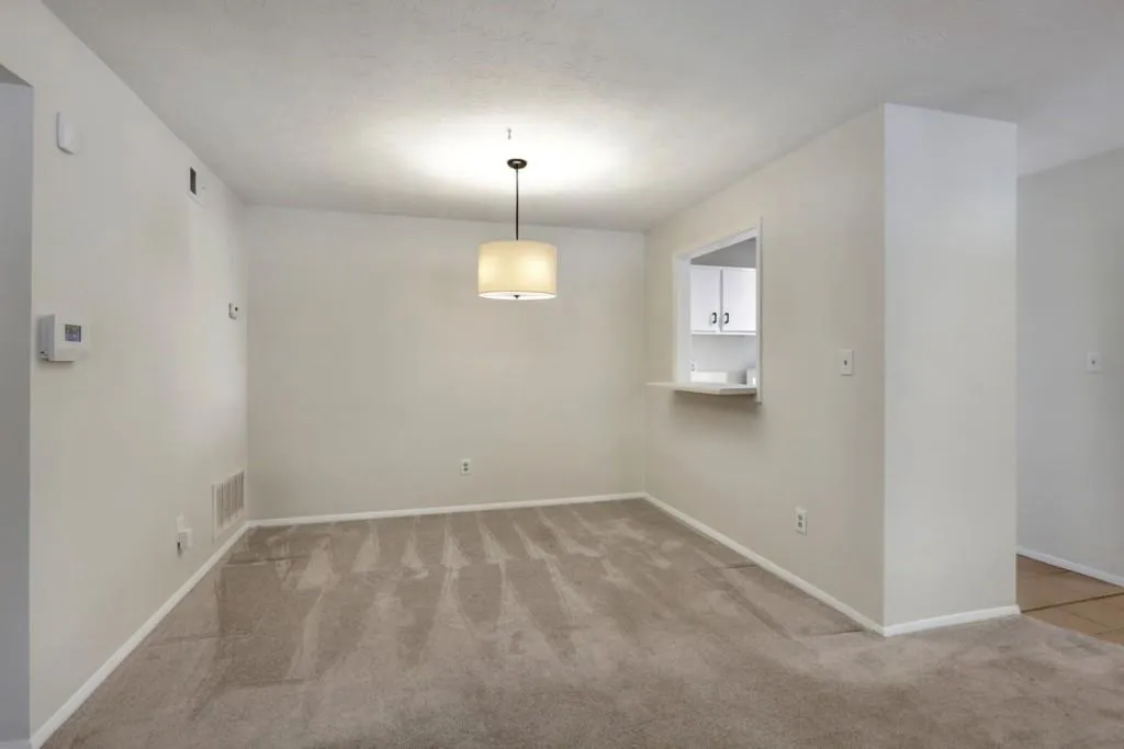 507 Woodcliff Drive Unit 507, Sandy Springs, Georgia 30350, 2 Bedrooms Bedrooms, ,1 BathroomBathrooms,Residential,Sold,507 Woodcliff Drive Unit 507,6969343