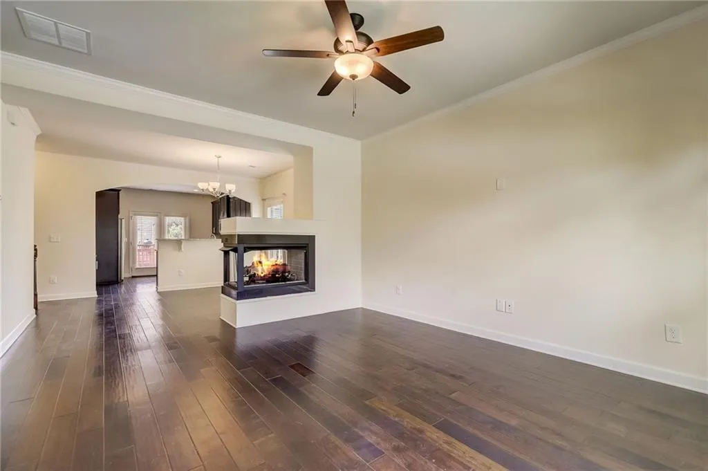 7395 Glisten Avenue, Sandy Springs, Georgia 30328, 3 Bedrooms Bedrooms, ,3 BathroomsBathrooms,Residential,Sold,7395 Glisten Avenue,7244691