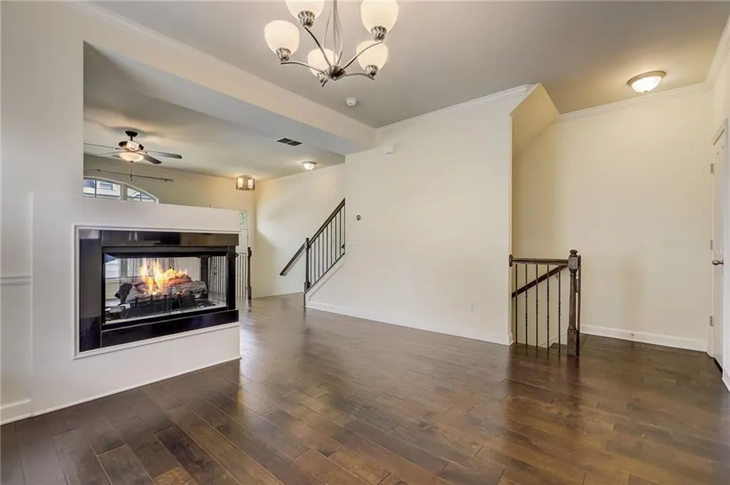 7395 Glisten Avenue, Sandy Springs, Georgia 30328, 3 Bedrooms Bedrooms, ,3 BathroomsBathrooms,Residential,Sold,7395 Glisten Avenue,7244691