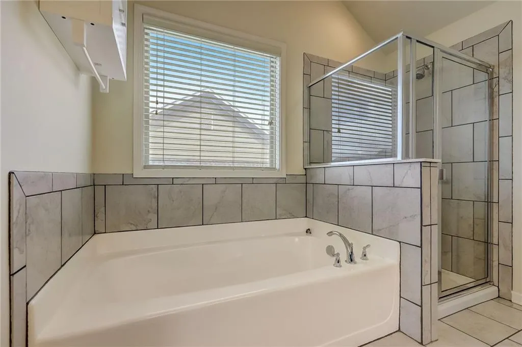 7395 Glisten Avenue, Sandy Springs, Georgia 30328, 3 Bedrooms Bedrooms, ,3 BathroomsBathrooms,Residential,Sold,7395 Glisten Avenue,7244691