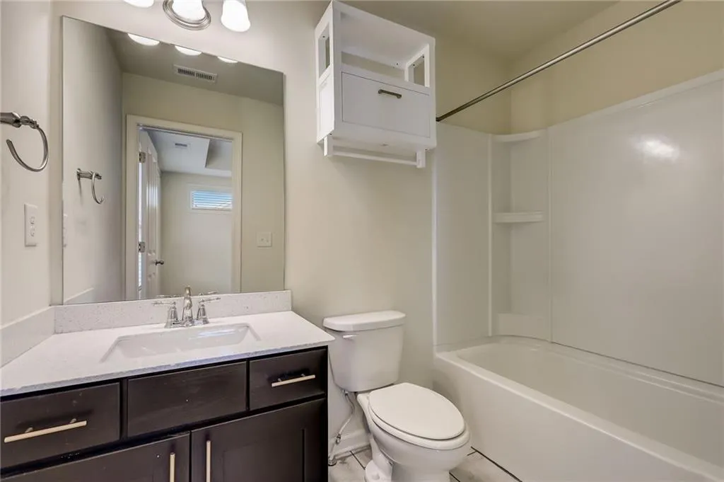 7395 Glisten Avenue, Sandy Springs, Georgia 30328, 3 Bedrooms Bedrooms, ,3 BathroomsBathrooms,Residential,Sold,7395 Glisten Avenue,7244691