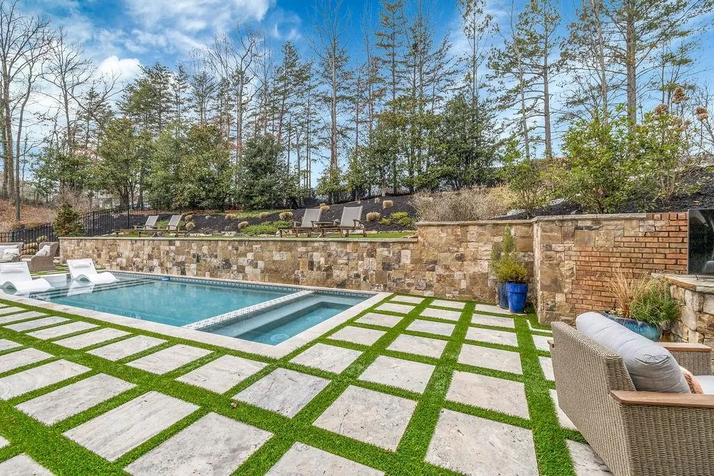 1450 Northwold Drive, Sandy Springs, Georgia 30350, 5 Bedrooms Bedrooms, ,5 BathroomsBathrooms,Residential,For Sale,1450 Northwold Drive,7712518