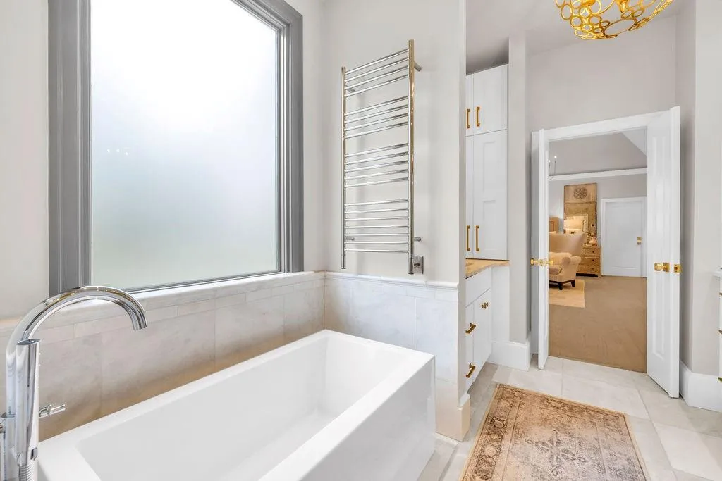 1450 Northwold Drive, Sandy Springs, Georgia 30350, 5 Bedrooms Bedrooms, ,5 BathroomsBathrooms,Residential,For Sale,1450 Northwold Drive,7712518