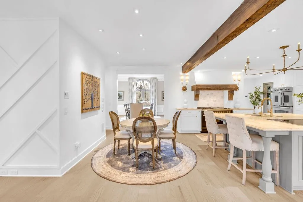 1450 Northwold Drive, Sandy Springs, Georgia 30350, 5 Bedrooms Bedrooms, ,5 BathroomsBathrooms,Residential,For Sale,1450 Northwold Drive,7712518