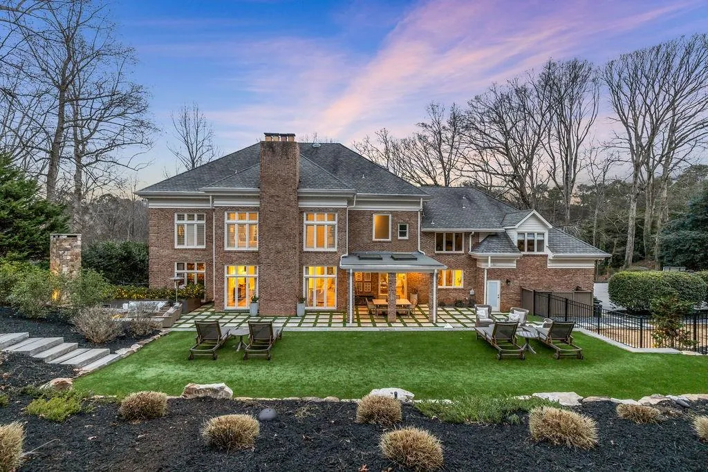 1450 Northwold Drive, Sandy Springs, Georgia 30350, 5 Bedrooms Bedrooms, ,5 BathroomsBathrooms,Residential,For Sale,1450 Northwold Drive,7712518