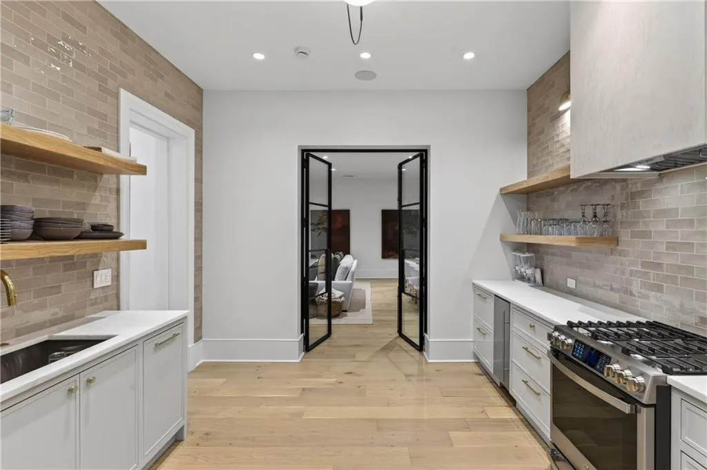 1165 W Garmon Road, Atlanta, Georgia 30327, 6 Bedrooms Bedrooms, ,7 BathroomsBathrooms,Residential,For Sale,1165 W Garmon Road,7741095