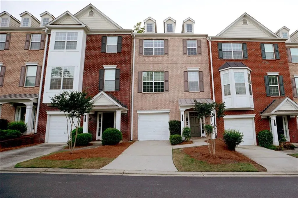 7820 Kiverton Place, Sandy Springs, Georgia 30350, 4 Bedrooms Bedrooms, ,3 BathroomsBathrooms,Residential,Sold,7820 Kiverton Place,6547055