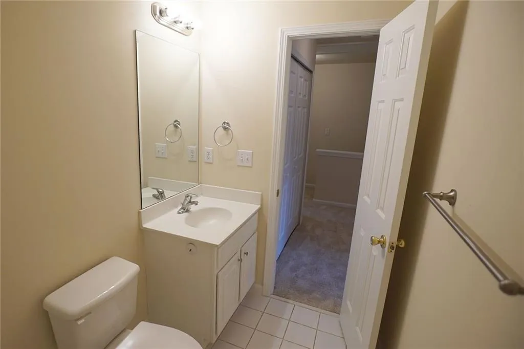 7820 Kiverton Place, Sandy Springs, Georgia 30350, 4 Bedrooms Bedrooms, ,3 BathroomsBathrooms,Residential,Sold,7820 Kiverton Place,6547055