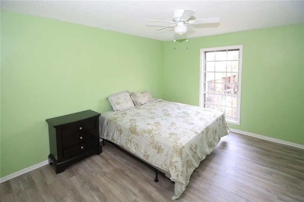 6851 Roswell Road Unit E7, Sandy Springs, Georgia 30328, 4 Bedrooms Bedrooms, ,2 BathroomsBathrooms,Residential,Sold,6851 Roswell Road Unit E7,5871103