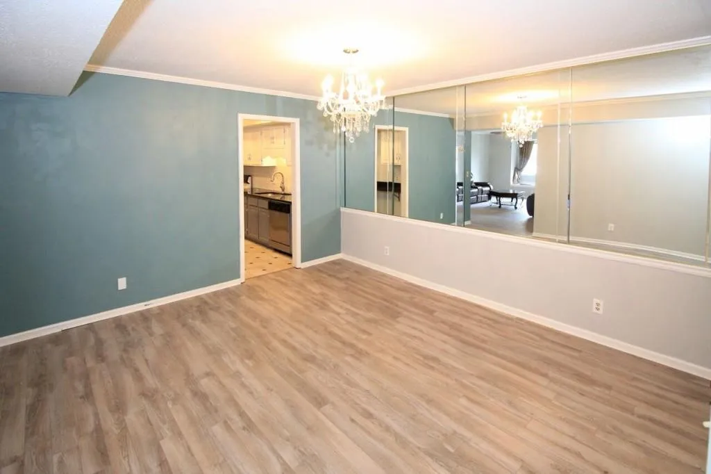 6851 Roswell Road Unit E7, Sandy Springs, Georgia 30328, 4 Bedrooms Bedrooms, ,2 BathroomsBathrooms,Residential,Sold,6851 Roswell Road Unit E7,5871103