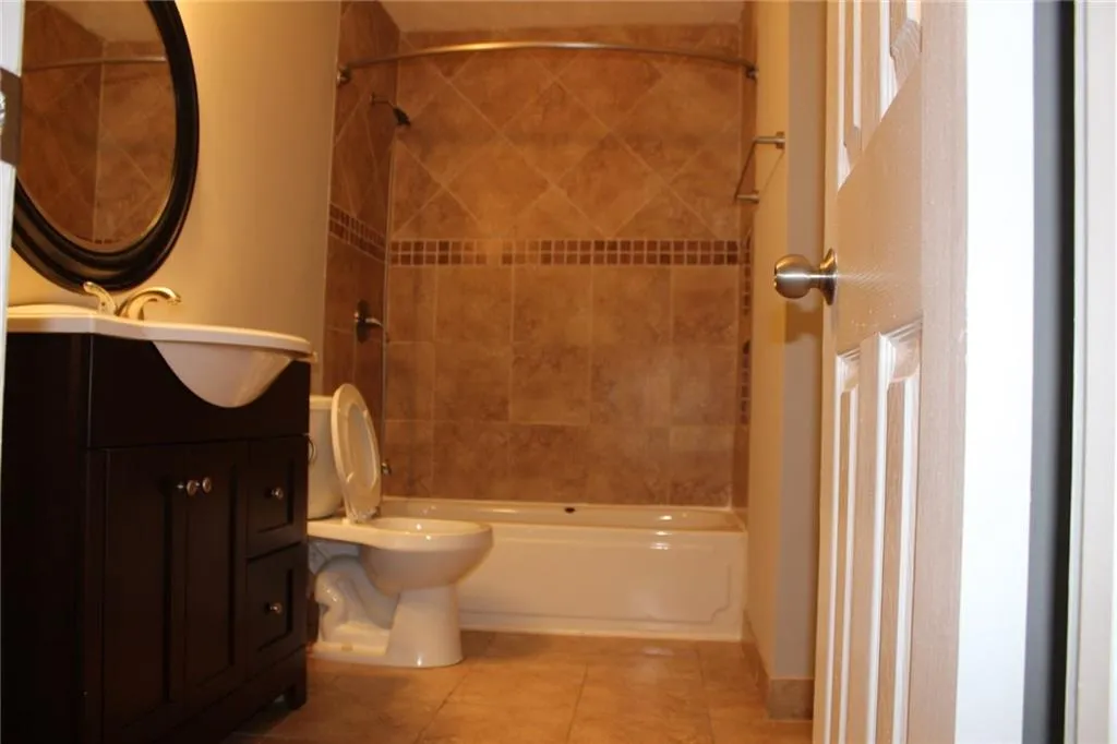 290 Winding River Drive Unit J, Atlanta, Georgia 30350, 2 Bedrooms Bedrooms, ,2 BathroomsBathrooms,Residential,Sold,290 Winding River Drive Unit J,5732864