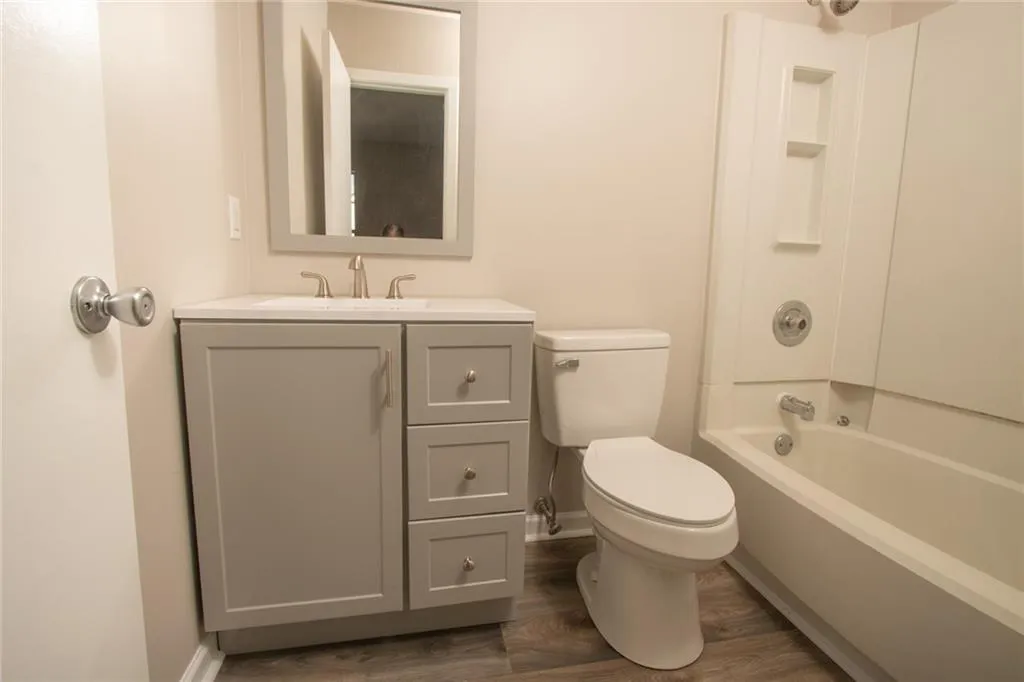 1603 Queen Anne Court, Sandy Springs, Georgia 30350, 2 Bedrooms Bedrooms, ,2 BathroomsBathrooms,Residential,Sold,1603 Queen Anne Court,7112964