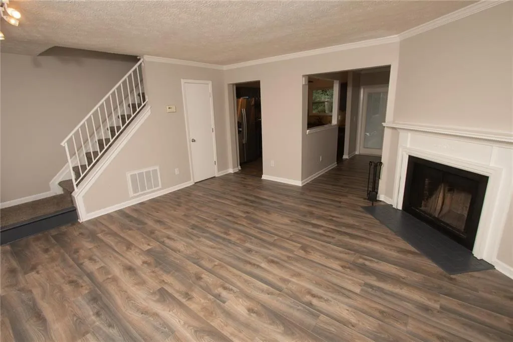 1603 Queen Anne Court, Sandy Springs, Georgia 30350, 2 Bedrooms Bedrooms, ,2 BathroomsBathrooms,Residential,Sold,1603 Queen Anne Court,7112964