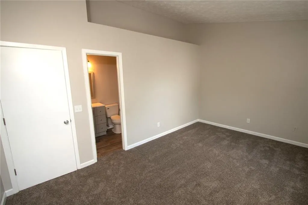 1603 Queen Anne Court, Sandy Springs, Georgia 30350, 2 Bedrooms Bedrooms, ,2 BathroomsBathrooms,Residential,Sold,1603 Queen Anne Court,7112964