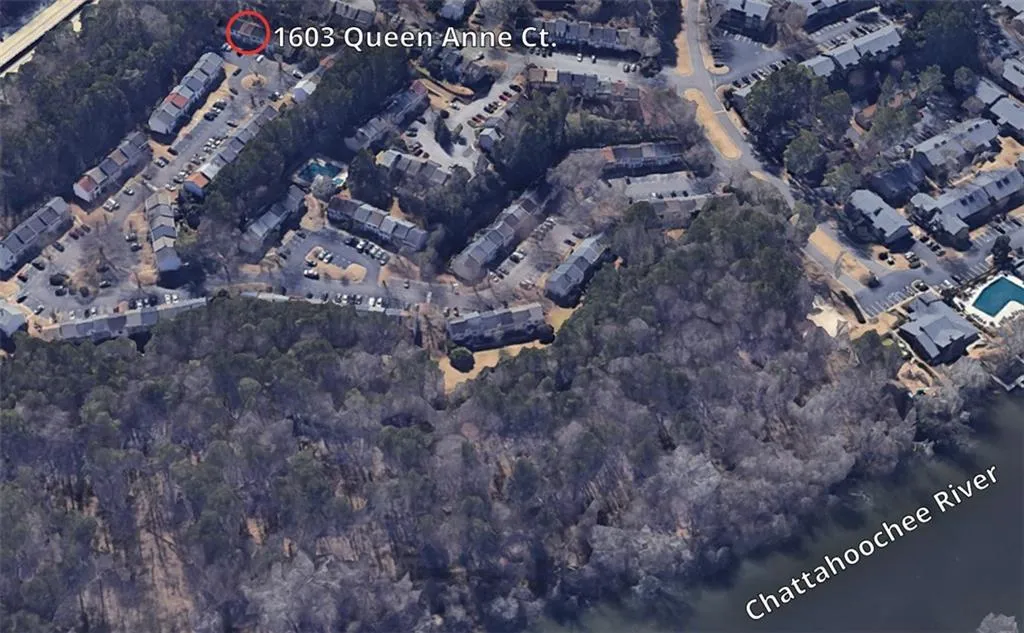 1603 Queen Anne Court, Sandy Springs, Georgia 30350, 2 Bedrooms Bedrooms, ,2 BathroomsBathrooms,Residential,Sold,1603 Queen Anne Court,7112964