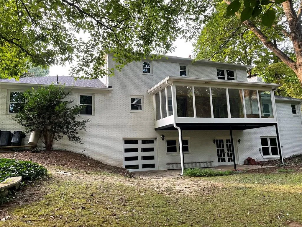 980 Winding Creek Trail, Sandy Springs, Georgia 30328, 5 Bedrooms Bedrooms, ,4 BathroomsBathrooms,Residential,Sold,980 Winding Creek Trail,6944494