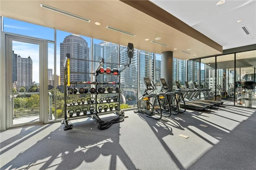 40 12th Street Ne Unit 1005, Atlanta, Georgia 30309, 3 Bedrooms Bedrooms, ,3 BathroomsBathrooms,Residential,For Sale,40 12th Street Ne Unit 1005,7395704