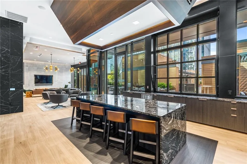40 12th Street Ne Unit 1005, Atlanta, Georgia 30309, 3 Bedrooms Bedrooms, ,3 BathroomsBathrooms,Residential,For Sale,40 12th Street Ne Unit 1005,7395704