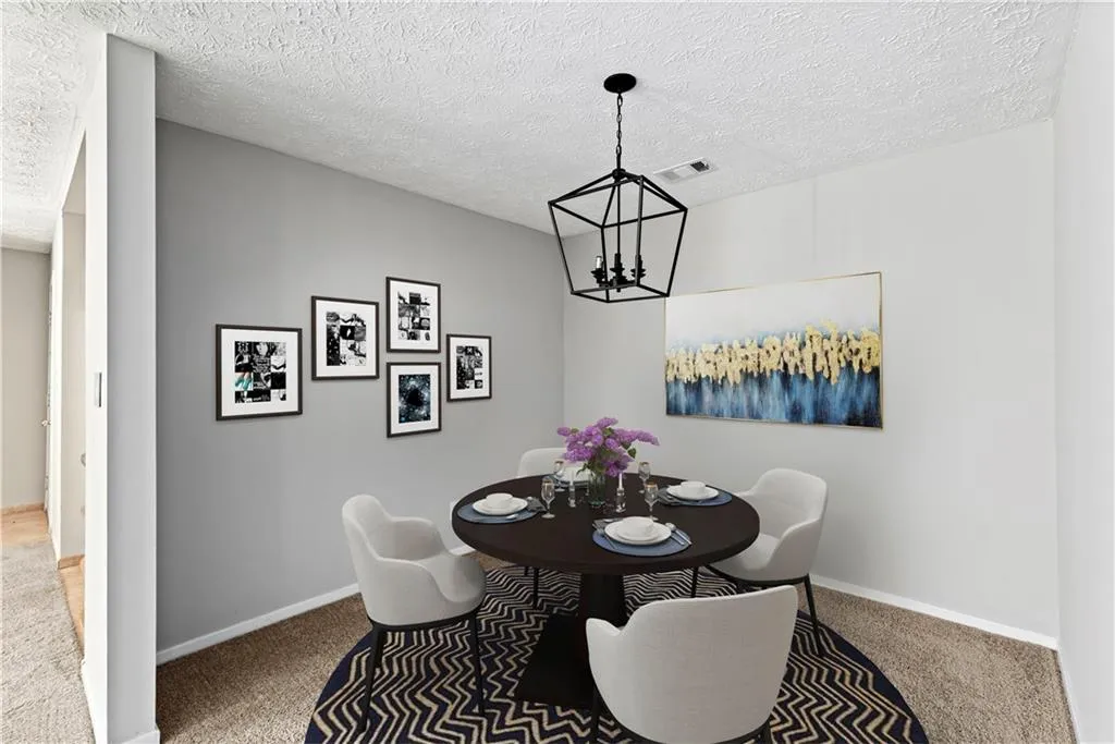 6808 Glenridge Drive Unit D, Atlanta, Georgia 30328, 1 Bedroom Bedrooms, ,1 BathroomBathrooms,Residential,Sold,6808 Glenridge Drive Unit D,6928213