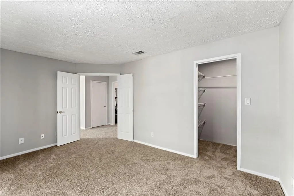 6808 Glenridge Drive Unit D, Atlanta, Georgia 30328, 1 Bedroom Bedrooms, ,1 BathroomBathrooms,Residential,Sold,6808 Glenridge Drive Unit D,6928213