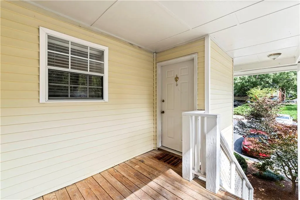 6808 Glenridge Drive Unit D, Atlanta, Georgia 30328, 1 Bedroom Bedrooms, ,1 BathroomBathrooms,Residential,Sold,6808 Glenridge Drive Unit D,6928213