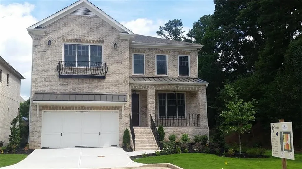 636 Esfun Trace, Sandy Springs, Georgia 30328, 4 Bedrooms Bedrooms, ,4 BathroomsBathrooms,Residential,Sold,636 Esfun Trace,5717633