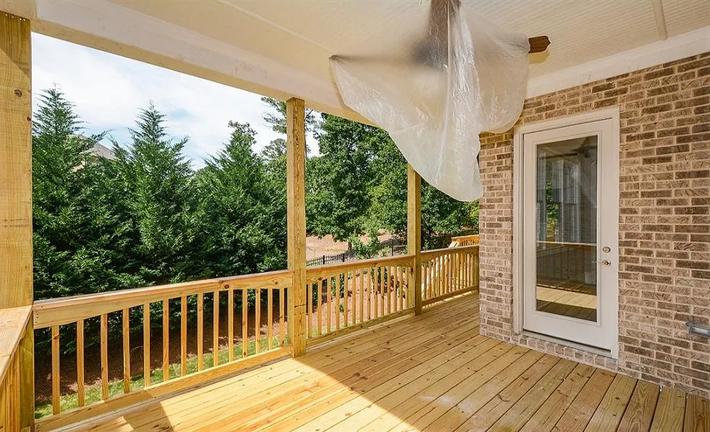 636 Esfun Trace, Sandy Springs, Georgia 30328, 4 Bedrooms Bedrooms, ,4 BathroomsBathrooms,Residential,Sold,636 Esfun Trace,5717633