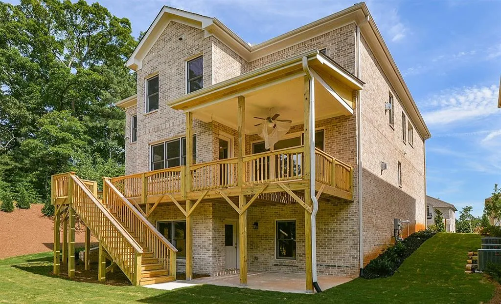636 Esfun Trace, Sandy Springs, Georgia 30328, 4 Bedrooms Bedrooms, ,4 BathroomsBathrooms,Residential,Sold,636 Esfun Trace,5717633