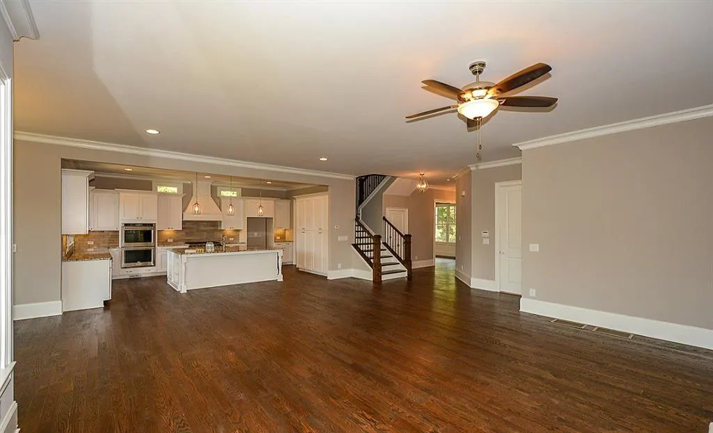 636 Esfun Trace, Sandy Springs, Georgia 30328, 4 Bedrooms Bedrooms, ,4 BathroomsBathrooms,Residential,Sold,636 Esfun Trace,5717633