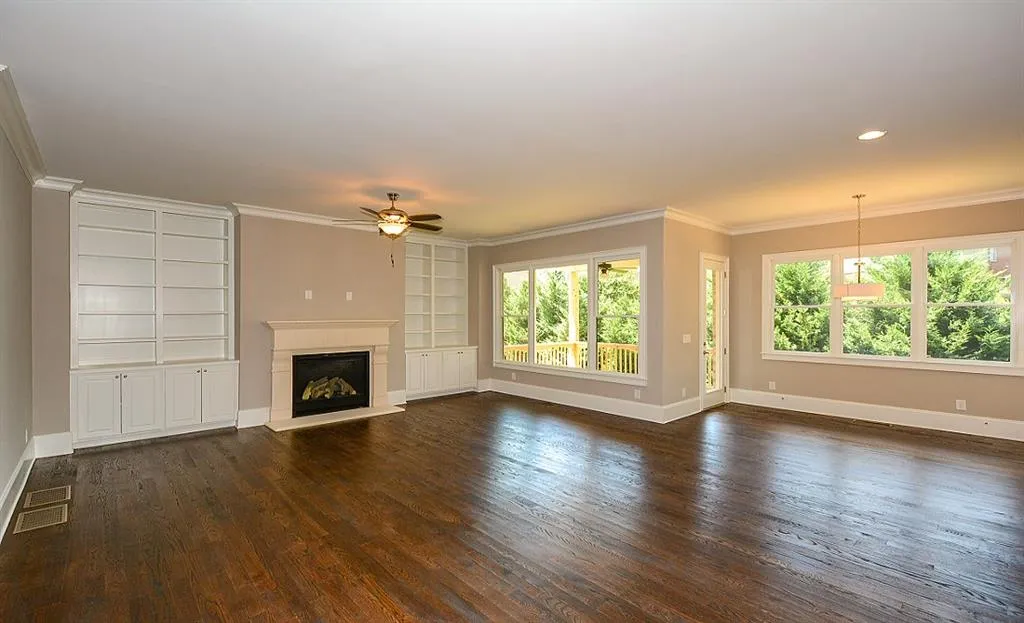 636 Esfun Trace, Sandy Springs, Georgia 30328, 4 Bedrooms Bedrooms, ,4 BathroomsBathrooms,Residential,Sold,636 Esfun Trace,5717633