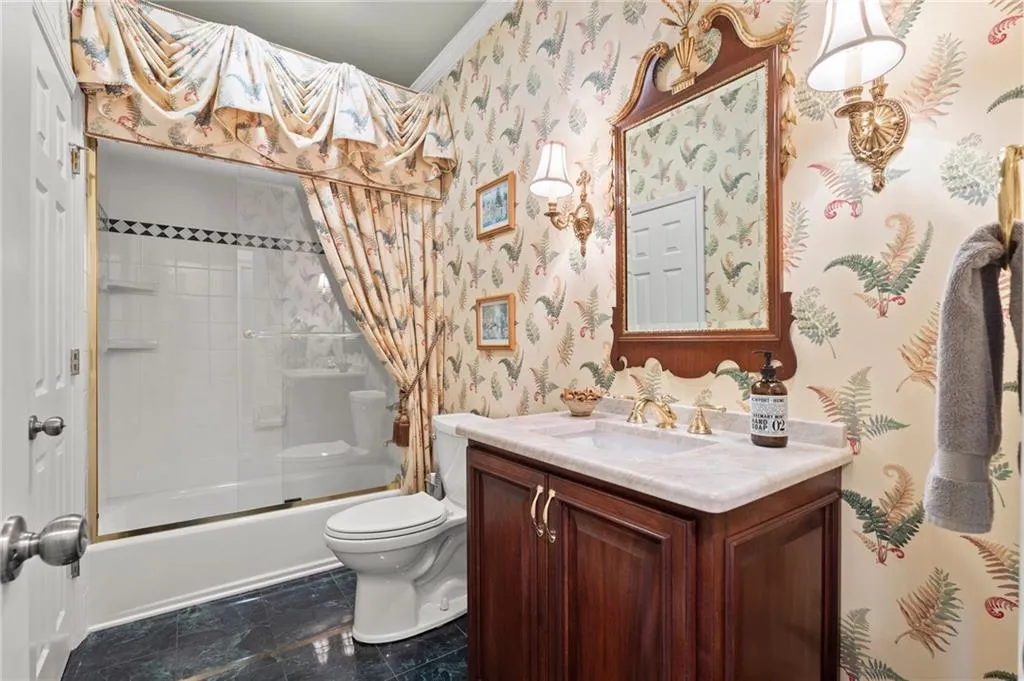 935 Ivy Falls Drive, Sandy Springs, Georgia 30328, 5 Bedrooms Bedrooms, ,4 BathroomsBathrooms,Residential,For Sale,935 Ivy Falls Drive,7758292