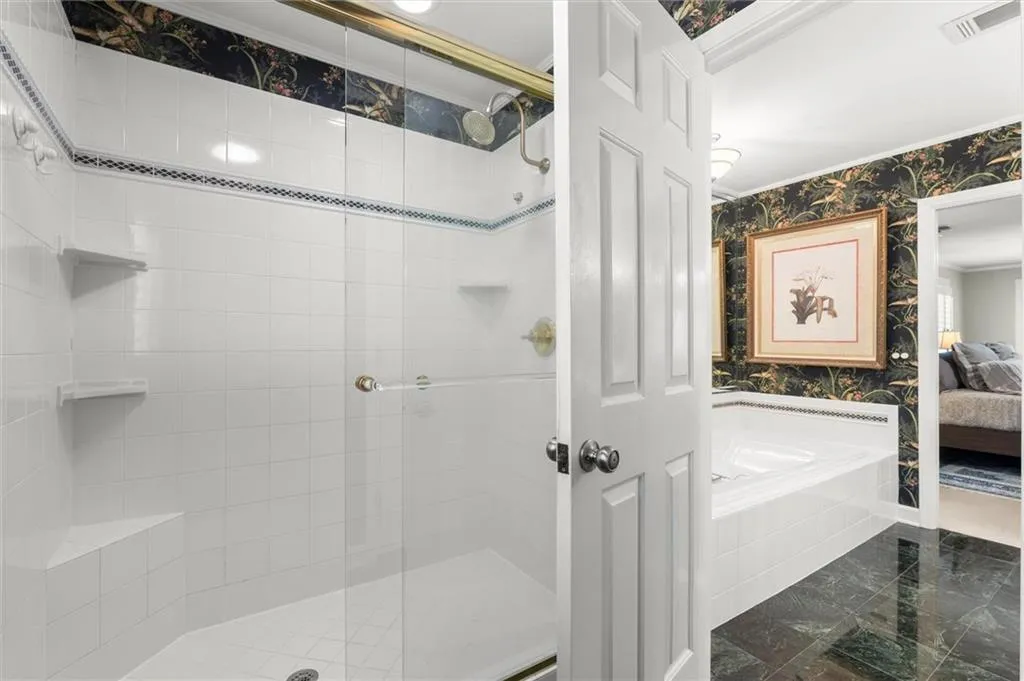 935 Ivy Falls Drive, Sandy Springs, Georgia 30328, 5 Bedrooms Bedrooms, ,4 BathroomsBathrooms,Residential,For Sale,935 Ivy Falls Drive,7758292