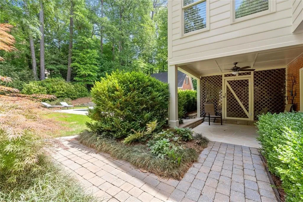 935 Ivy Falls Drive, Sandy Springs, Georgia 30328, 5 Bedrooms Bedrooms, ,4 BathroomsBathrooms,Residential,For Sale,935 Ivy Falls Drive,7758292