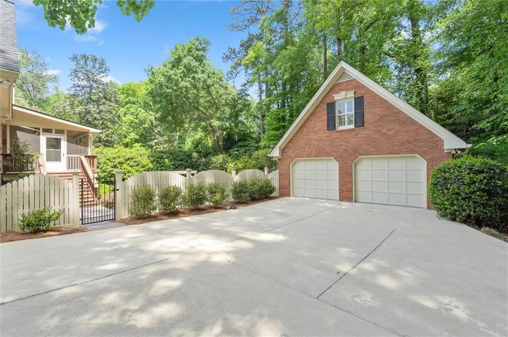 935 Ivy Falls Drive, Sandy Springs, Georgia 30328, 5 Bedrooms Bedrooms, ,4 BathroomsBathrooms,Residential,For Sale,935 Ivy Falls Drive,7758292