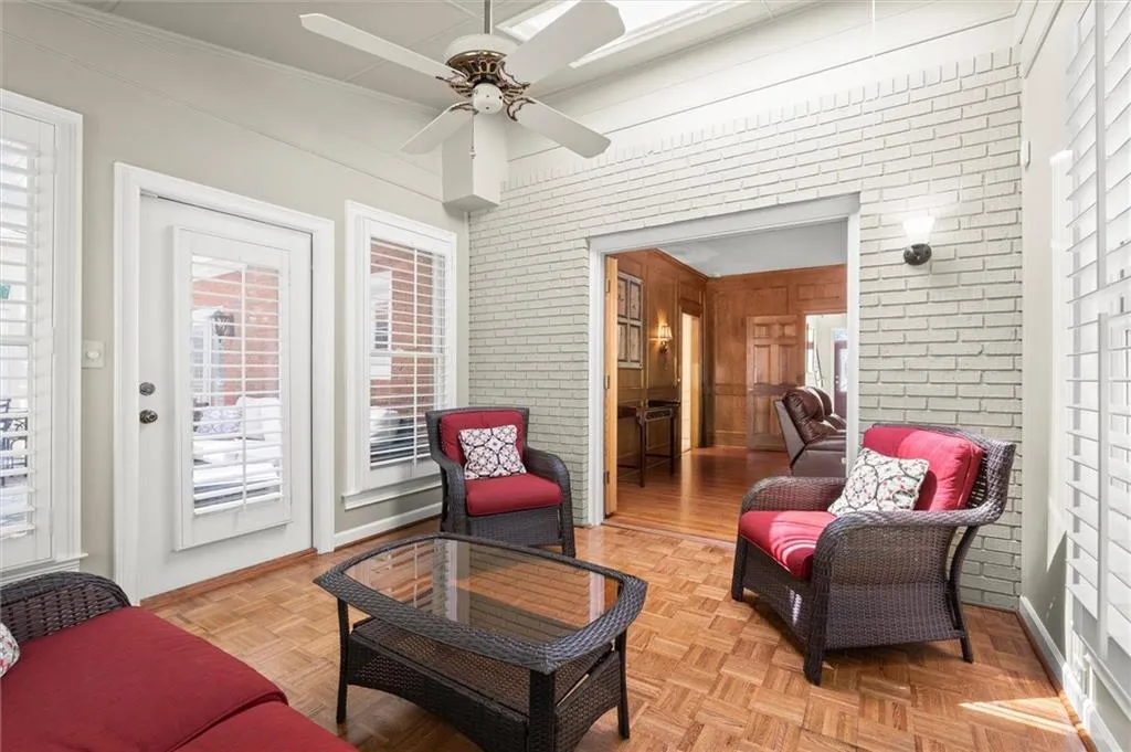 935 Ivy Falls Drive, Sandy Springs, Georgia 30328, 5 Bedrooms Bedrooms, ,4 BathroomsBathrooms,Residential,For Sale,935 Ivy Falls Drive,7758292