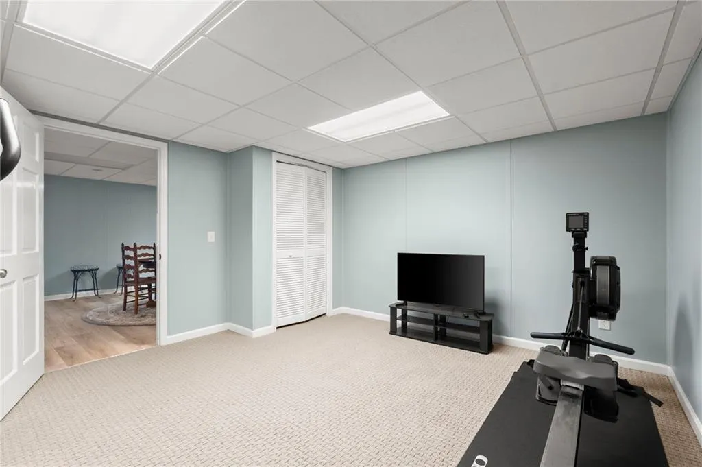 935 Ivy Falls Drive, Sandy Springs, Georgia 30328, 5 Bedrooms Bedrooms, ,4 BathroomsBathrooms,Residential,For Sale,935 Ivy Falls Drive,7758292