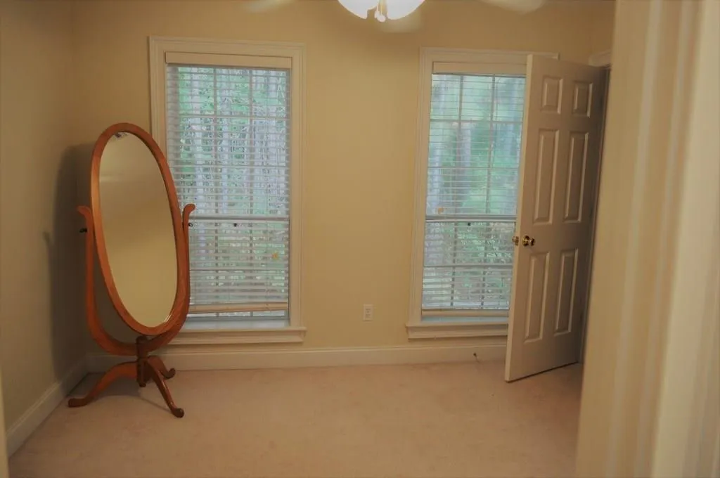 1502 Masons Creek Circle, Sandy Springs, Georgia 30350, 3 Bedrooms Bedrooms, ,2 BathroomsBathrooms,Residential,Sold,1502 Masons Creek Circle,6085031