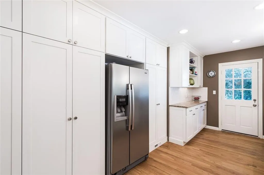 2506 Parkdale Place Ne, Atlanta, Georgia 30305, 3 Bedrooms Bedrooms, ,2 BathroomsBathrooms,Residential,Sold,2506 Parkdale Place Ne,5766271
