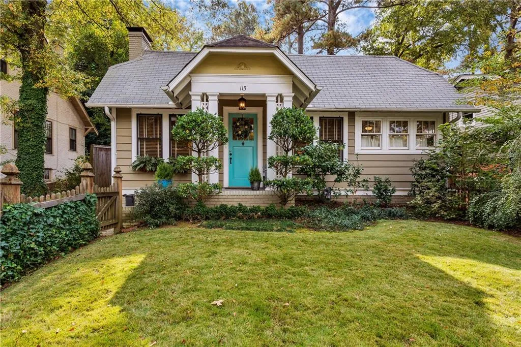115 Lindbergh Drive Ne, Atlanta, Georgia 30305, 2 Bedrooms Bedrooms, ,2 BathroomsBathrooms,Residential,Sold,115 Lindbergh Drive Ne,5931656