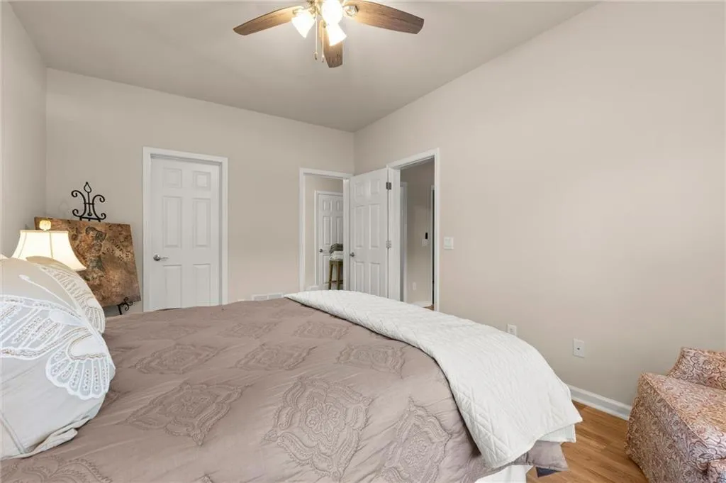 184 Mystic Court, Sandy Springs, Georgia 30342, 3 Bedrooms Bedrooms, 0 ,3 BathroomsBathrooms,Residential,For Sale,184 Mystic Court,7841239
