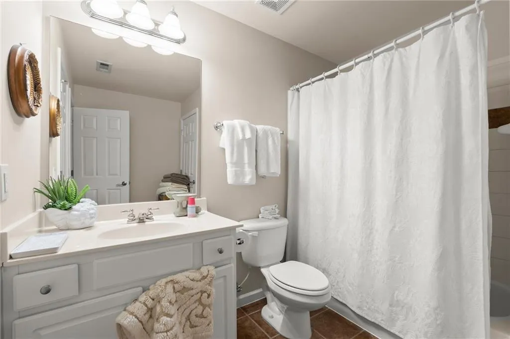184 Mystic Court, Sandy Springs, Georgia 30342, 3 Bedrooms Bedrooms, 0 ,3 BathroomsBathrooms,Residential,For Sale,184 Mystic Court,7841239