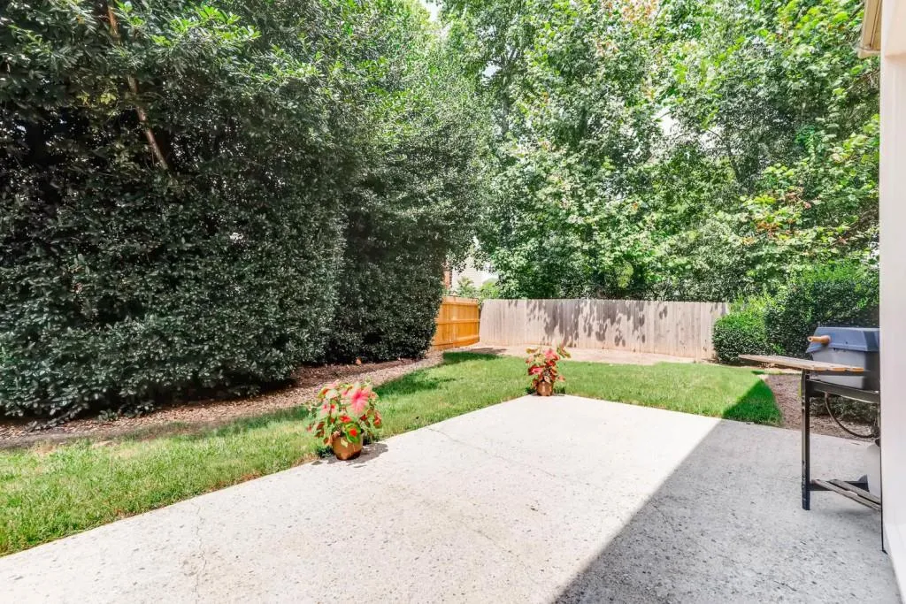720 Glenridge Close Drive, Atlanta, Georgia 30328, 3 Bedrooms Bedrooms, ,2 BathroomsBathrooms,Residential,Sold,720 Glenridge Close Drive,6059715