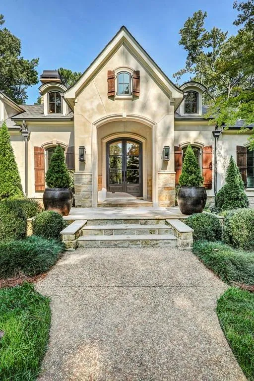 815 N Island Drive, Atlanta, Georgia 30327, 5 Bedrooms Bedrooms, ,4 BathroomsBathrooms,Residential,Sold,815 N Island Drive,6792669 815 N Island Drive, Atlanta, Georgia 30327, 5 Bedrooms Bedrooms, ,4 BathroomsBathrooms,Residential,Sold,815 N Island Drive,6792669