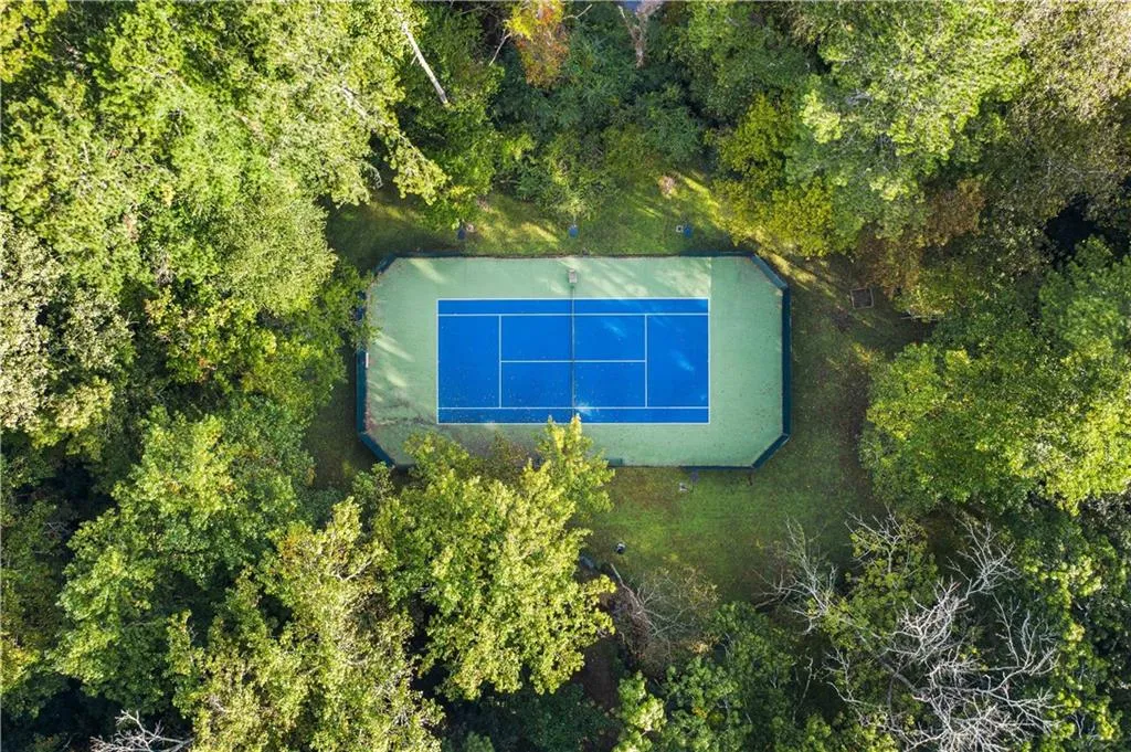 815 N Island Drive, Atlanta, Georgia 30327, 5 Bedrooms Bedrooms, ,4 BathroomsBathrooms,Residential,Sold,815 N Island Drive,6792669 815 N Island Drive, Atlanta, Georgia 30327, 5 Bedrooms Bedrooms, ,4 BathroomsBathrooms,Residential,Sold,815 N Island Drive,6792669