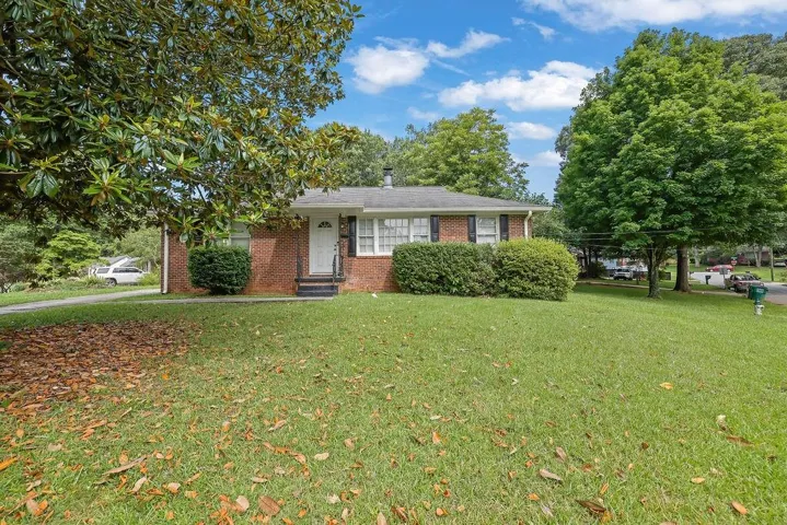 571 Benmac Road Se, Smyrna, Georgia 30080