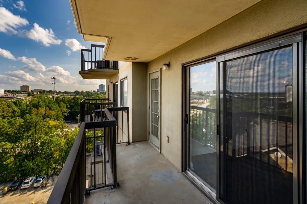 795 Hammond Drive Unit 1004, Sandy Springs, Georgia 30328, 1 Bedroom Bedrooms, ,1 BathroomBathrooms,Residential,Sold,795 Hammond Drive Unit 1004,6790061