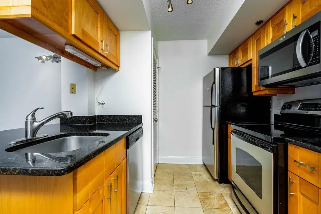 795 Hammond Drive Unit 1004, Sandy Springs, Georgia 30328, 1 Bedroom Bedrooms, ,1 BathroomBathrooms,Residential,Sold,795 Hammond Drive Unit 1004,6790061