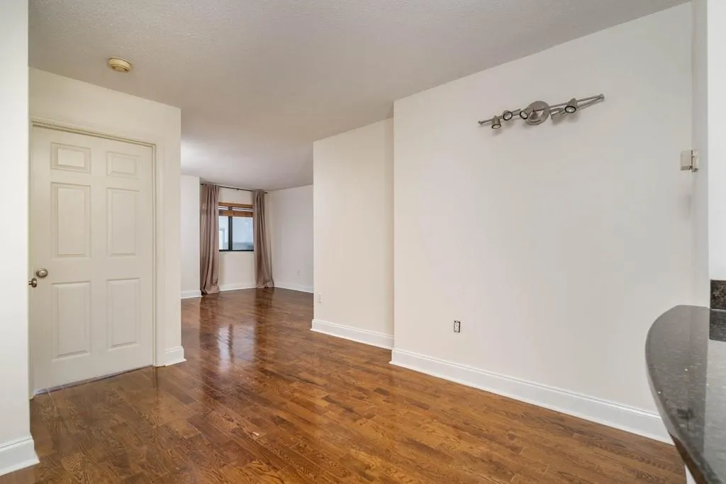 795 Hammond Drive Unit 1004, Sandy Springs, Georgia 30328, 1 Bedroom Bedrooms, ,1 BathroomBathrooms,Residential,Sold,795 Hammond Drive Unit 1004,6790061